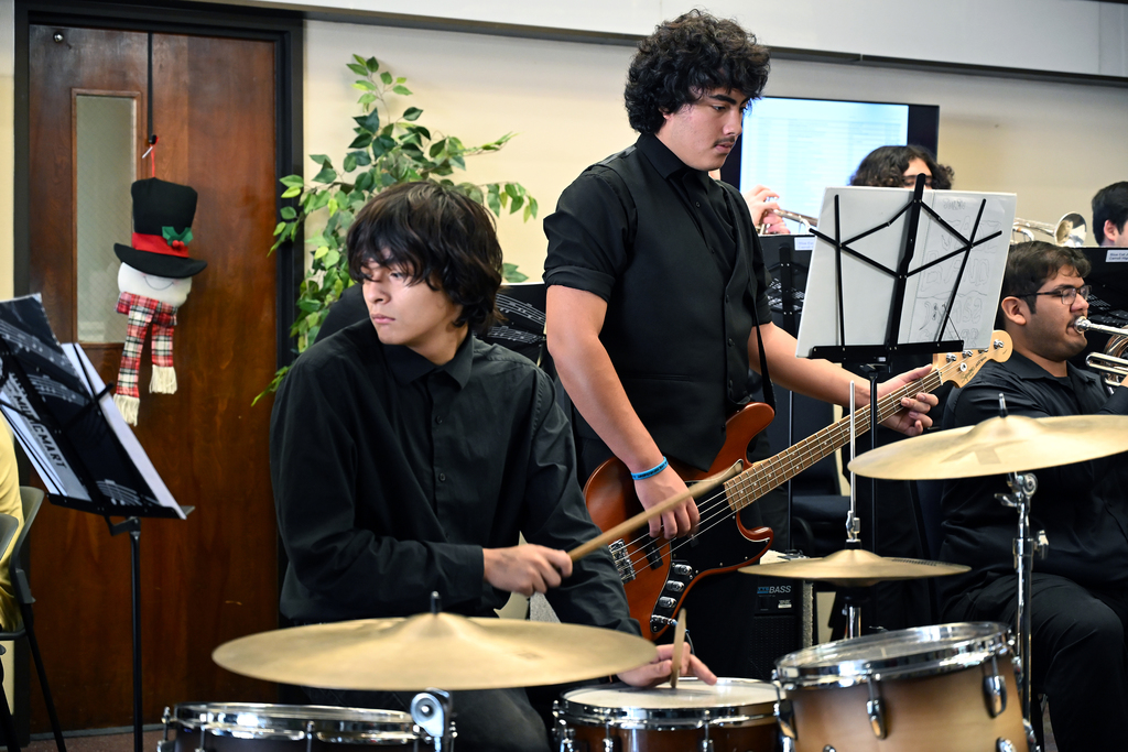 Carroll High School Blue Cat Jazz Band (12)
