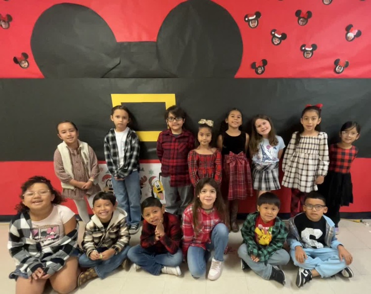 merry days of moore dress up days