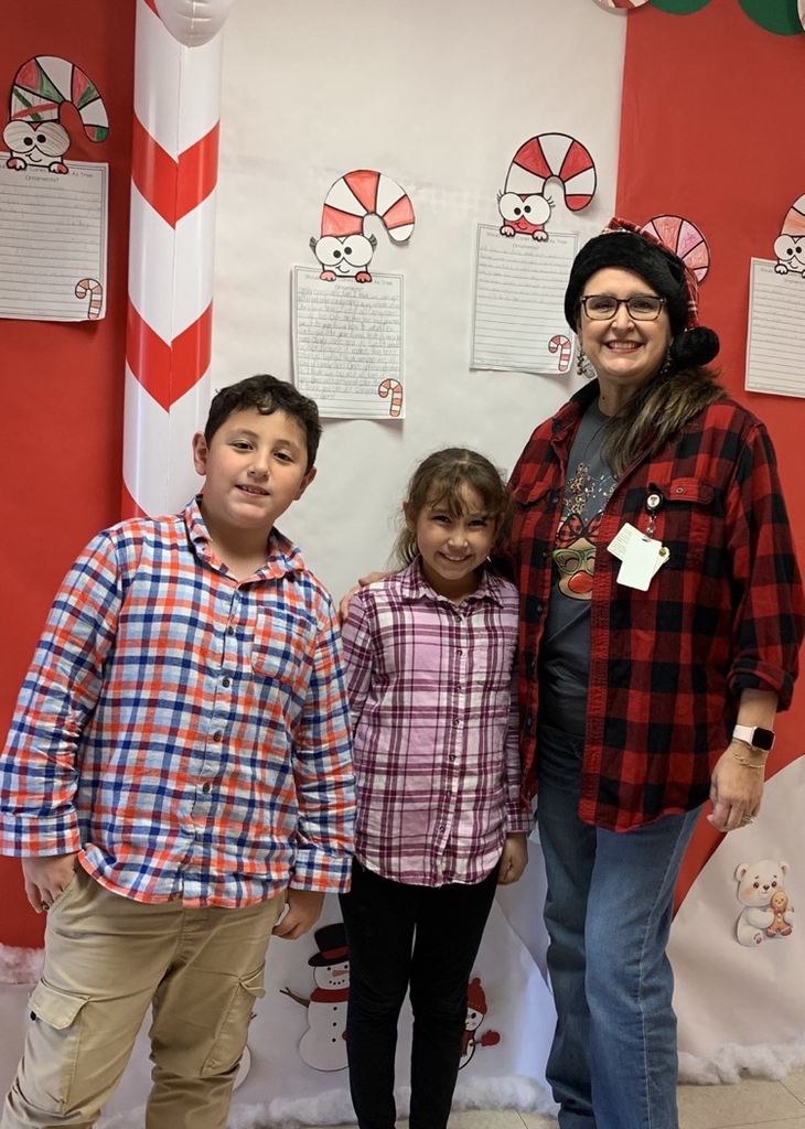 merry days of moore dress up days