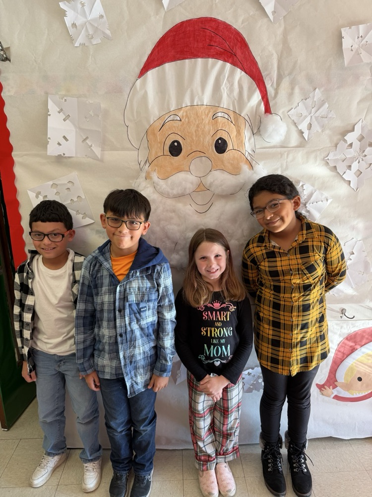 merry days of moore dress up days