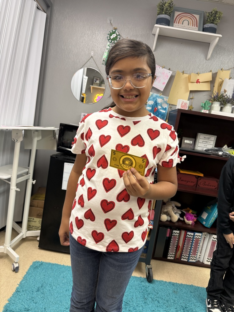 Congratulations to all the Wednesday Be There for the Bell winners! 🔔 We are so proud of their commitment to being present. ✨