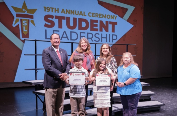 celebrating student leaders 