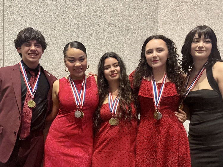 WAlt text: Carroll High School One Act Play cast and crew on stage celebrating their placement and awards for Blood Wedding. 🎭