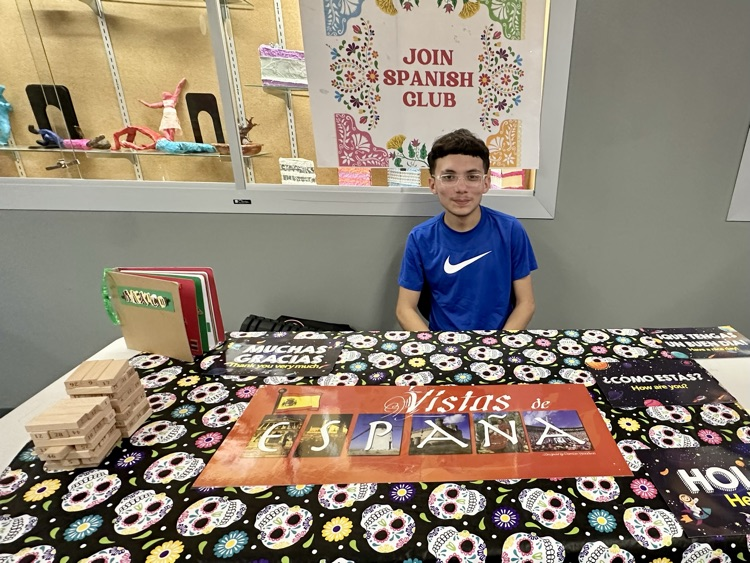 Photos from Tiger Cub Camp showing incoming freshmen exploring campus, meeting student groups, participating in activities, and experiencing a welcoming, high-energy environment at Carroll High School