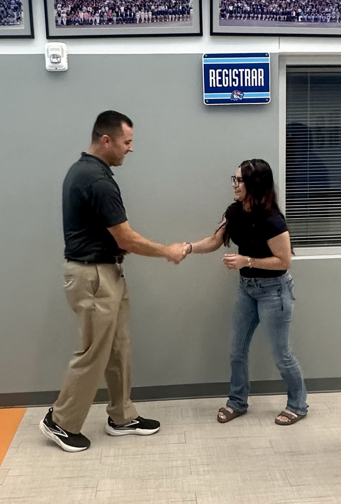 Huge congratulations to Genevieve Bellino and Roman Niño for being named Spring Finalists for CCISD Athlete of the Year! 