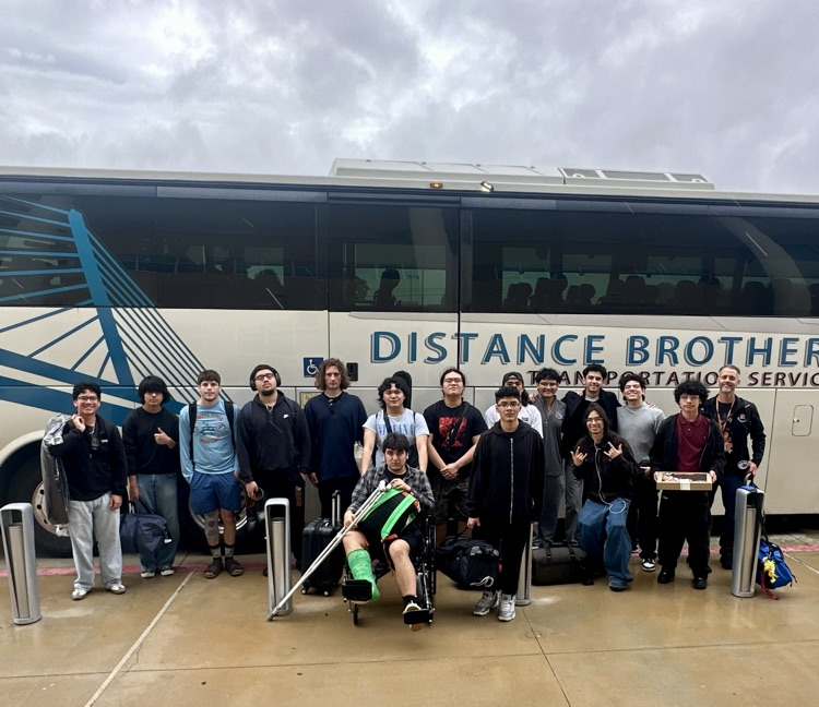 🎸🔥 TURN IT UP 🔥🎸  Time to take over 🎶🔥  Good luck to our Guitar Tigers today — go make some noise!!! 🤘🏻😎  #CarrollPride #FineArts #BetterAtCarroll #TPND