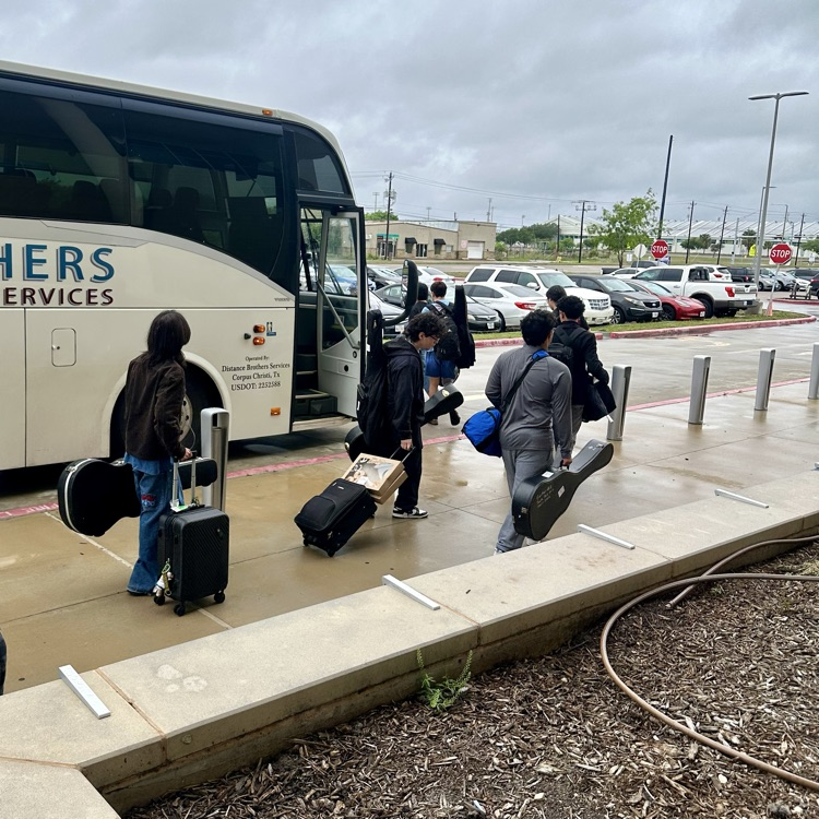 🎸🔥 TURN IT UP 🔥🎸  Time to take over 🎶🔥  Good luck to our Guitar Tigers today — go make some noise!!! 🤘🏻😎  #CarrollPride #FineArts #BetterAtCarroll #TPND
