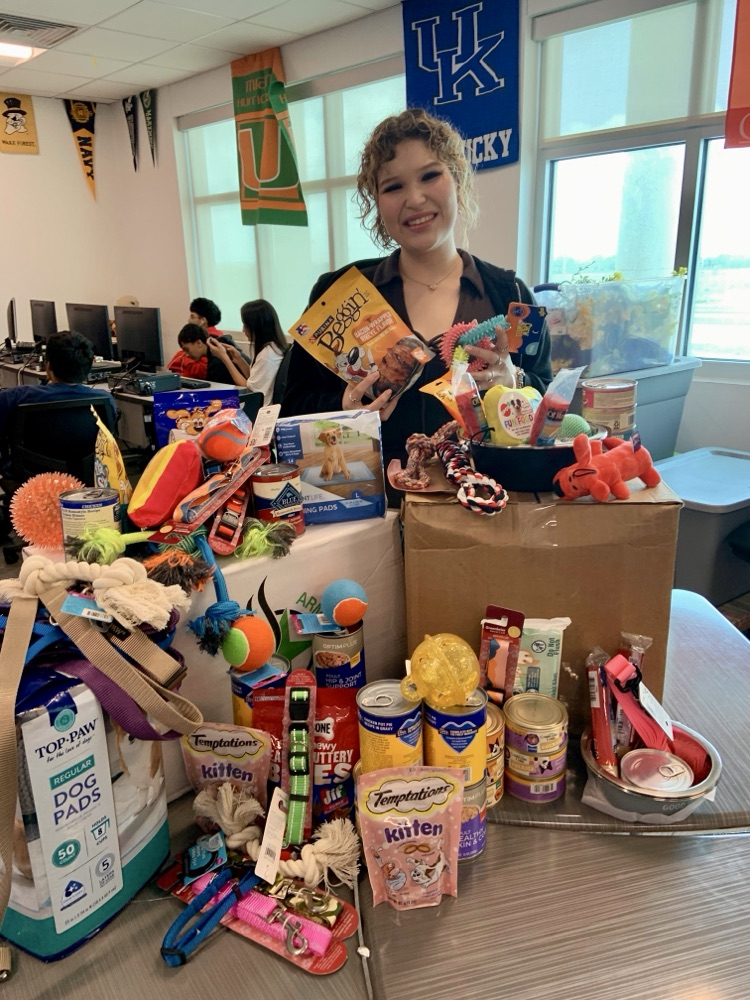 🐾 NHS IN ACTION 🐾  Supporting our furry friends at the Gulf Coast Humane Society 💙  Proud of our Tigers for showing up and giving back!  #CarrollPride #TPND #NHS