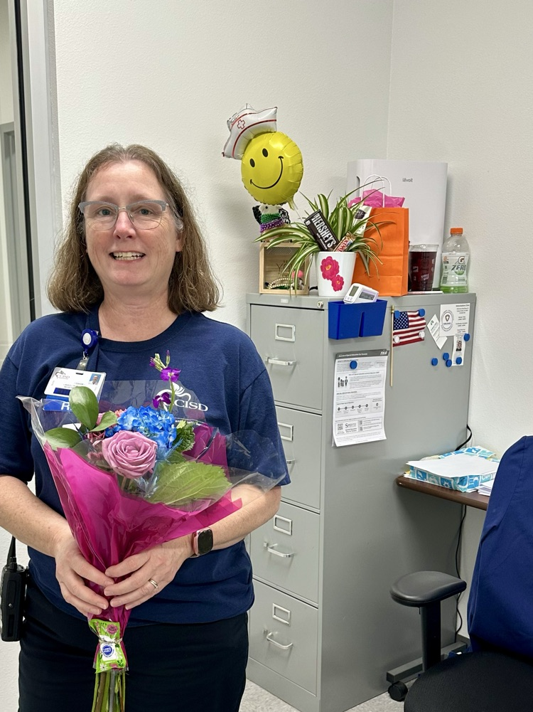 BIG love to our Carroll nurses — Windy Baker & Dinah Taylor! 💙🩺🐯