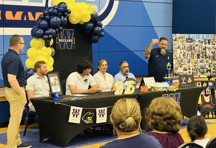Congratulations to Roman Nino on signing to continue his wrestling career at Wayland Baptist University in Plainview, TX! 🤼‍♂️💙💛  Your Tiger family is proud of everything you’ve accomplished! 🔥  #TPND #BetterAtCarroll  