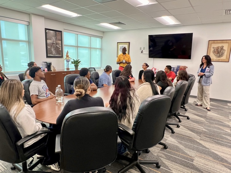 Future teachers. Future leaders. Future Tigers changing the world. 🍎🐯💙  Dr. Wilson presented letters of commitment to our Education & Training students — and the future looks BRIGHT at Carroll.  #TigerPride #BetterAtCarroll #FutureTeachers