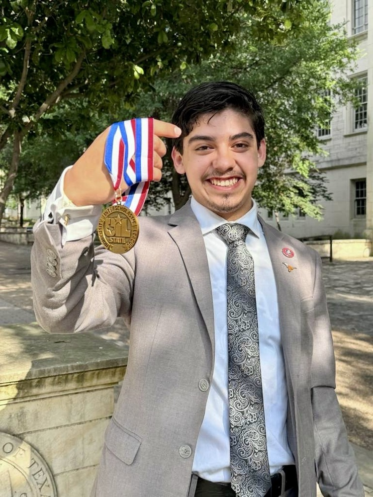 Ethan Christiansen finishes his amazing UIL Academics season as the 4th best in the STATE in 5A! 🏅🔥