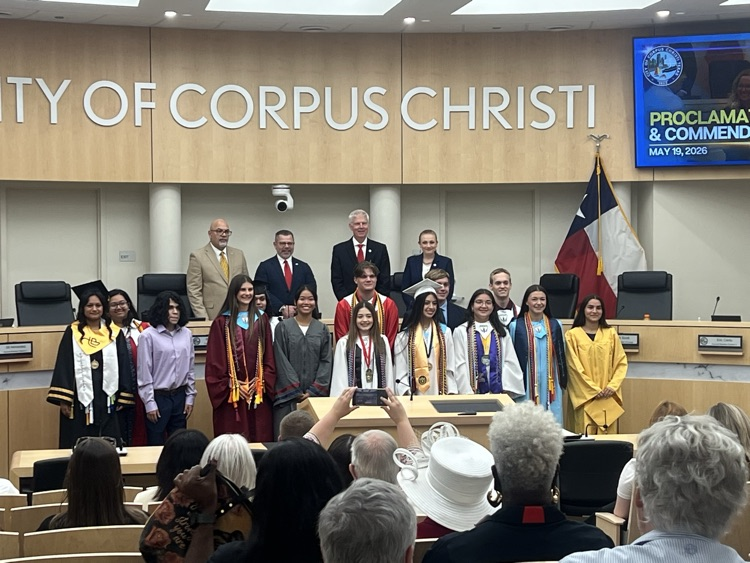 Our very own Valedictorian, Kallie Dalager, recognized at City Hall for being ELITE in and out of the classroom. 🐅🎓💙🧡  Carroll excellence on full display. The Class of 2026 is DIFFERENT.  #BetterAtCarroll #TPND #Valedictorian #ClassOf2026