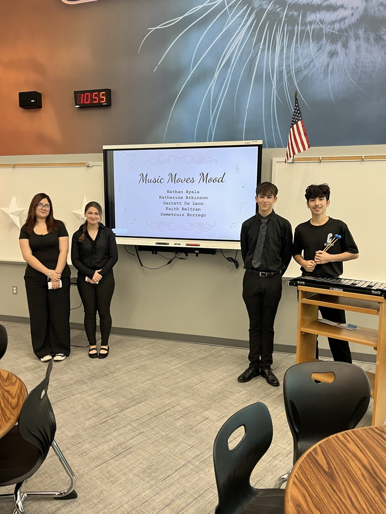 Our English 2 students have been wrapping up the year with presentations, collaboration, and showcasing everything they’ve learned. 👏🐅