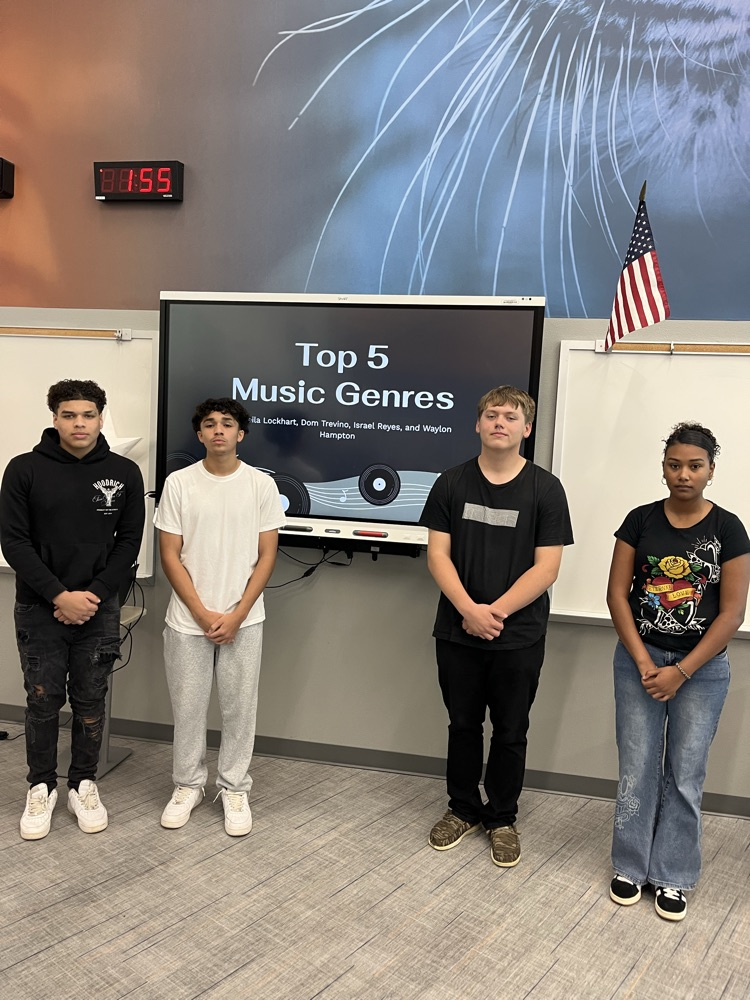 Our English 2 students have been wrapping up the year with presentations, collaboration, and showcasing everything they’ve learned. 👏🐅