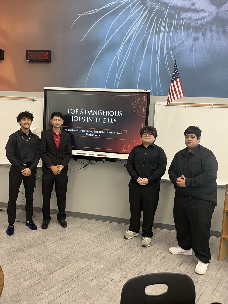 Our English 2 students have been wrapping up the year with presentations, collaboration, and showcasing everything they’ve learned. 👏🐅