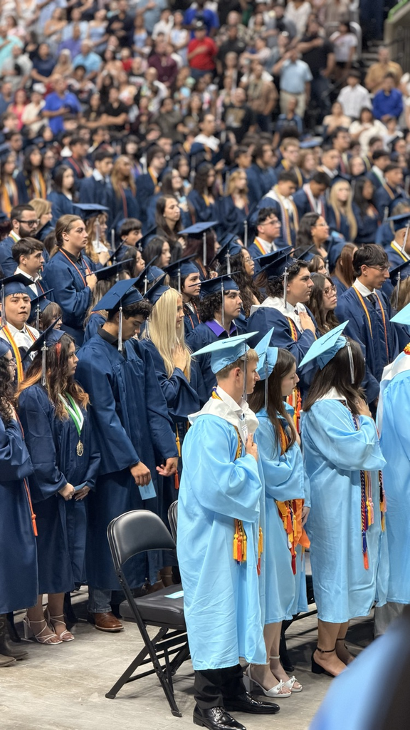 We’re so proud of our Senior Tigers. 💙🧡  Congratulations, Class of 2026! 🎓  #CarrollTigers #TPND