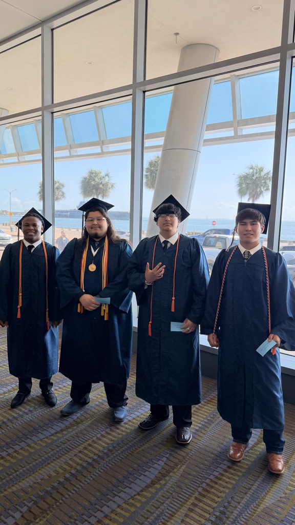 We’re so proud of our Senior Tigers. 💙🧡  Congratulations, Class of 2026! 🎓  #CarrollTigers #TPND