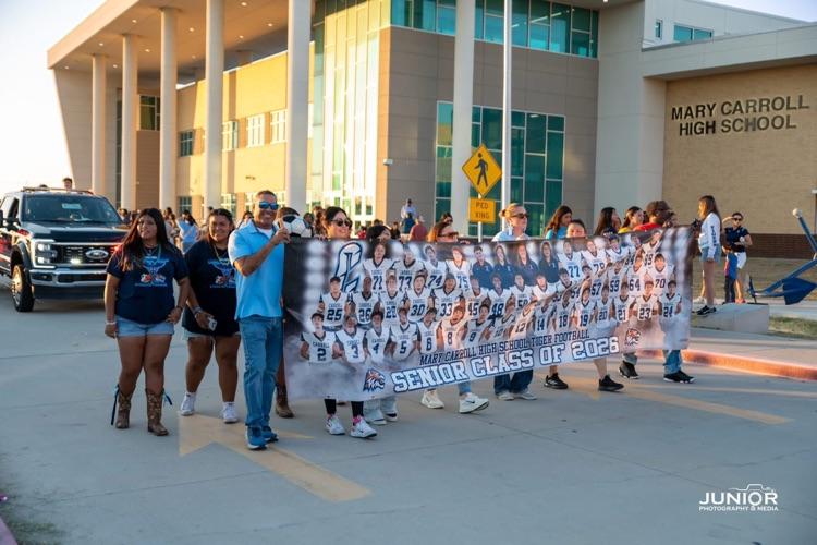 🐅💙🧡 50 Reasons Why Tiger Pride Is Rising 💙🧡🐅  ⭐ Reason #35: Homecoming Week Hits Different  The parade. The band. The floats. The crowd.  When Carroll shows up, the whole city knows. 🐅🔥  #CarrollTigers #TigersOnTheRise #TPND