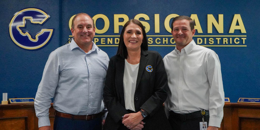 Left to right, Scott Doring, Stephanie Howell, Sean Kays