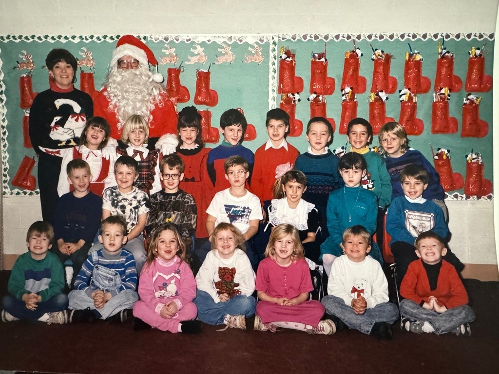 "Old School" Kindergarten Class Photo