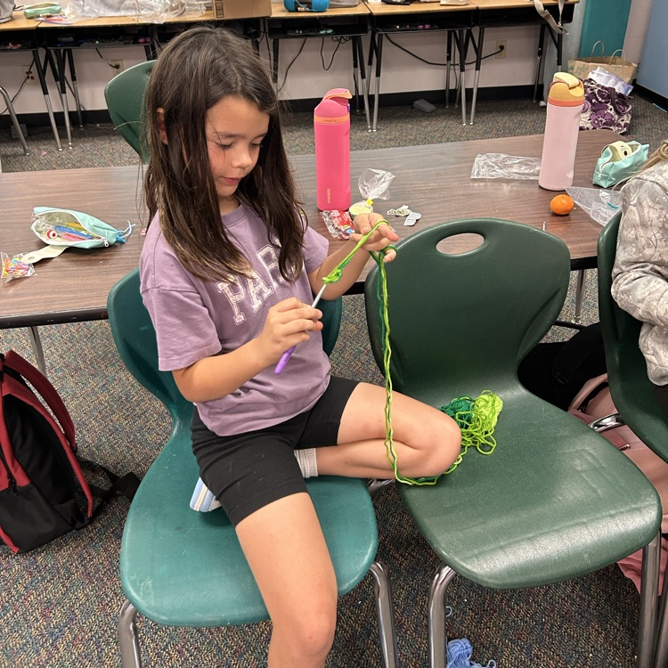 girl with yarn