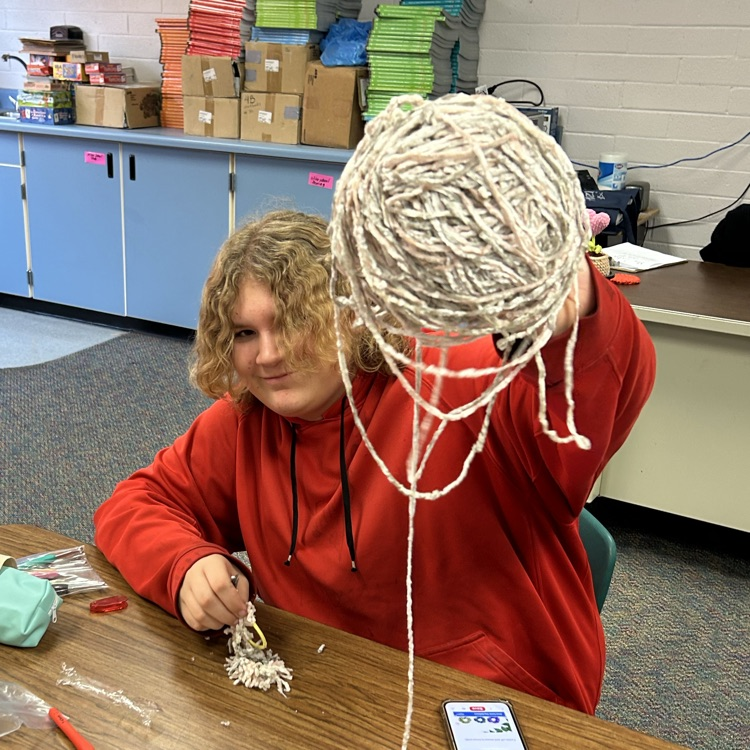 girl with yarn