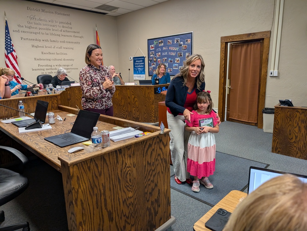 PXL_20251106_001948689