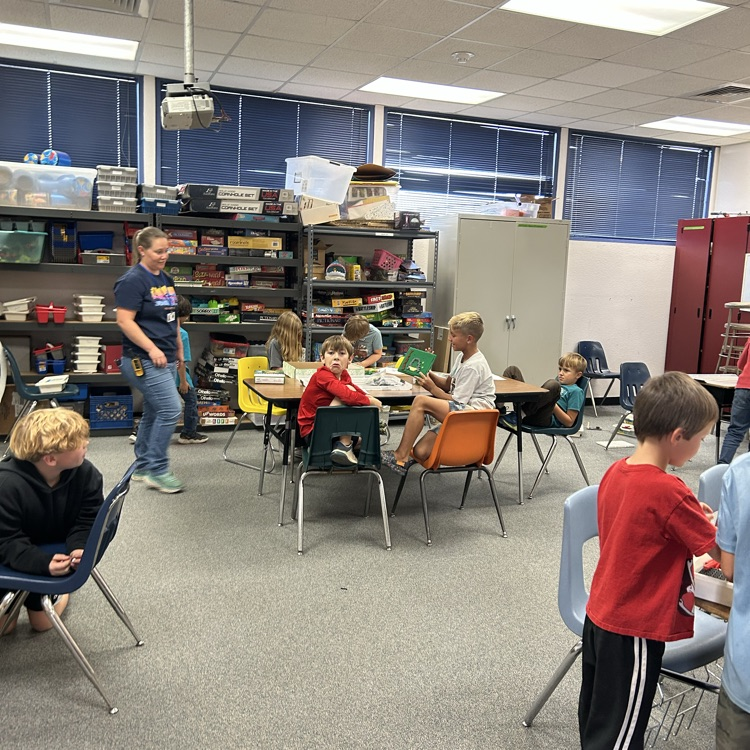 Lego club kids working together