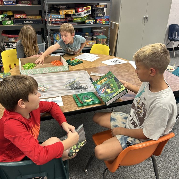 Lego club kids working together