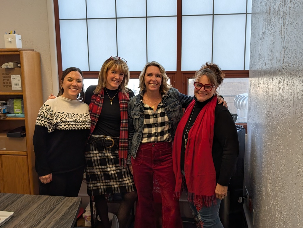 PXL_20251215_174732849