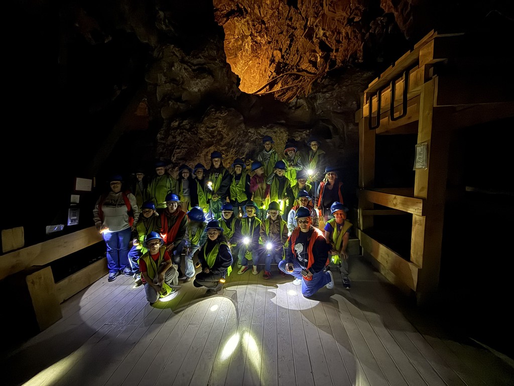 DDB 4th Graders at Queen Mine in Bisbee and Kartchner Caverns
