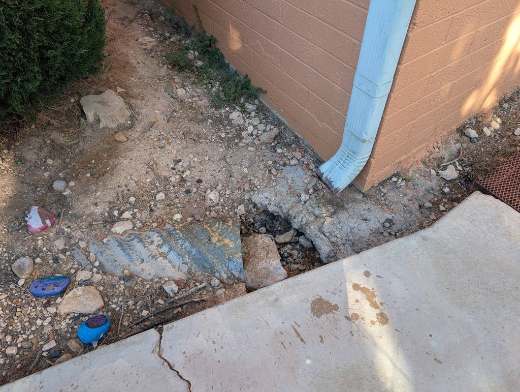 Downspouts drainage