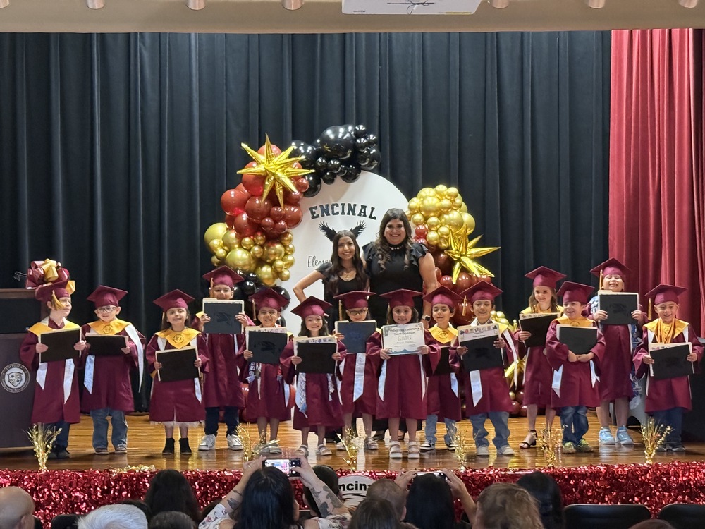 Kinder grads