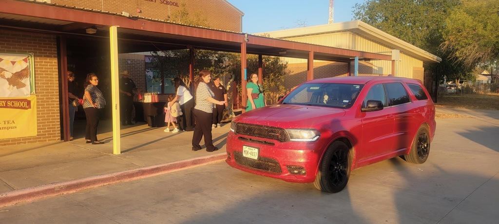 Encinal Elementary School 1st Day of School.  Welcome Back Encinal Eagles!!