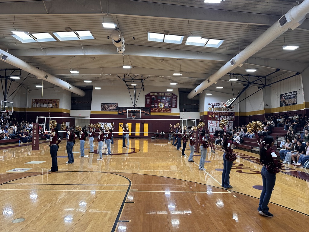 CHS Welcomes Students Back
