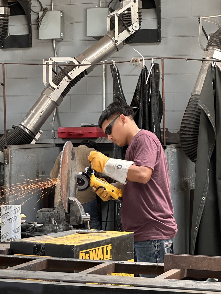 CHS Welding Students