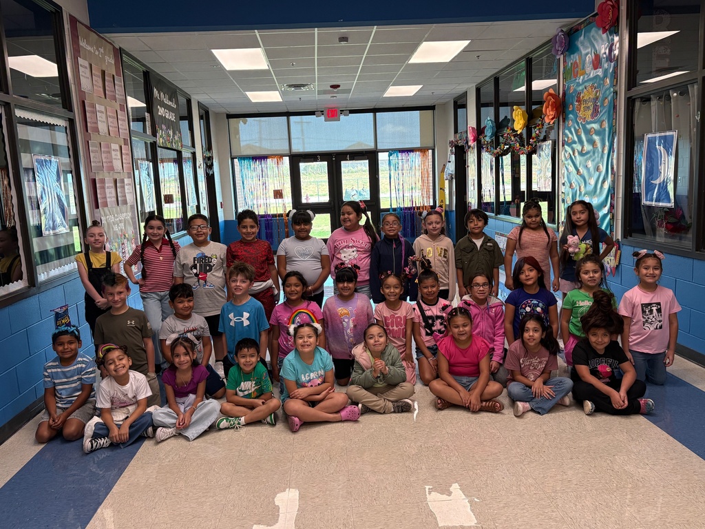 RBE Students had a crazy hair day yesterday for Homecoming Dress Up Day #2!