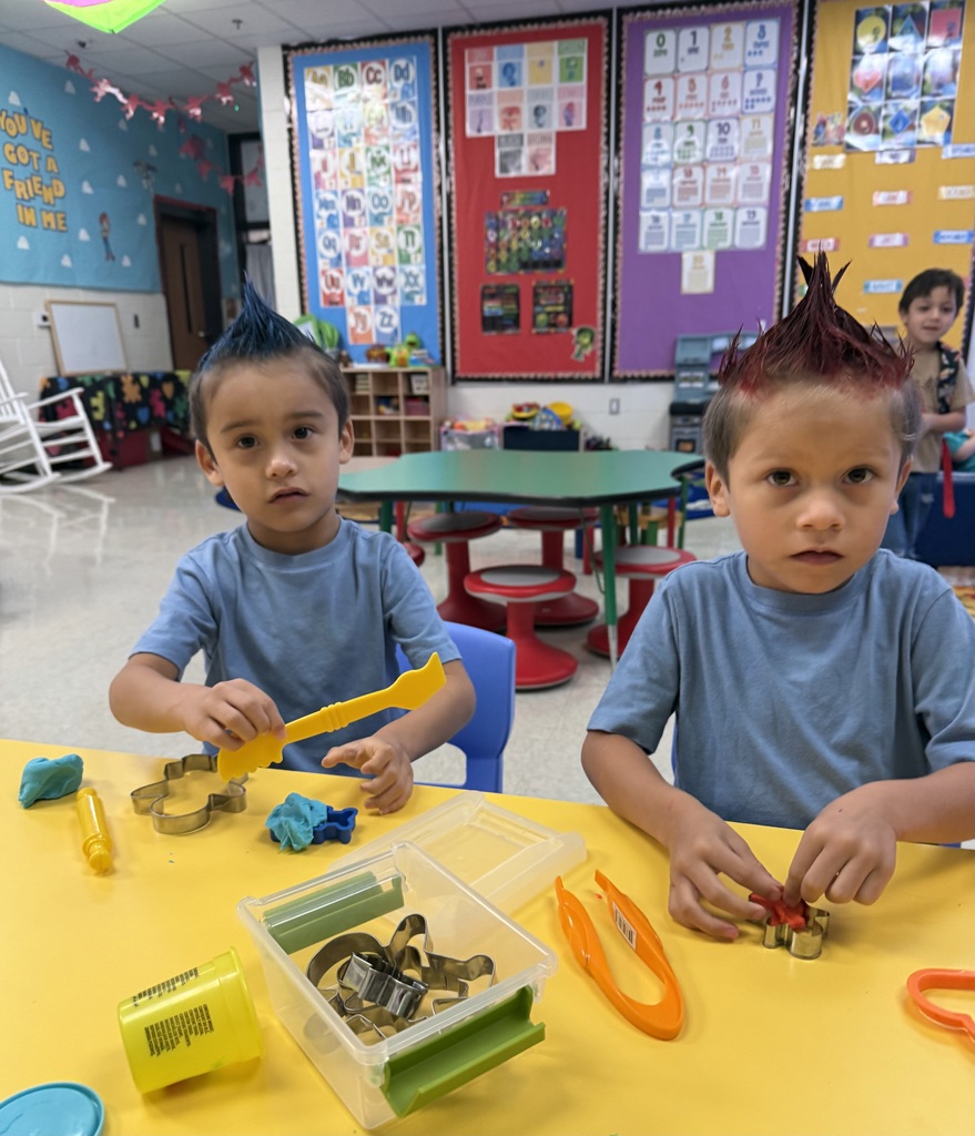RBE Students had a crazy hair day yesterday for Homecoming Dress Up Day #2!