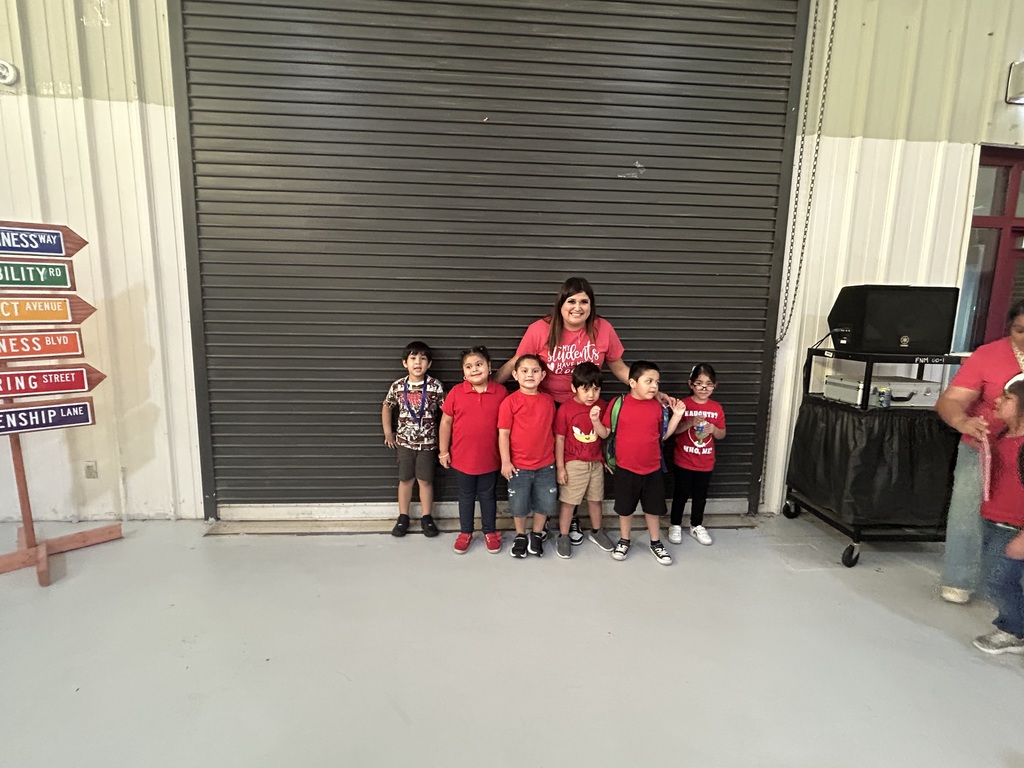 Encinal Elementary School Kicked off Red Ribbon Week Monday, October 27. Day 1: Wear Red to show you are drug free.