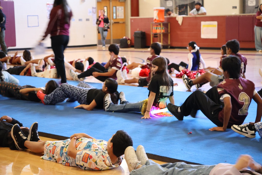 Pep Rally Football pics 103025