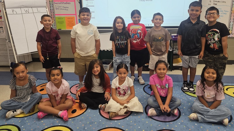 Homecoming Week Dress Up 2025 Day 3 -Twin Day