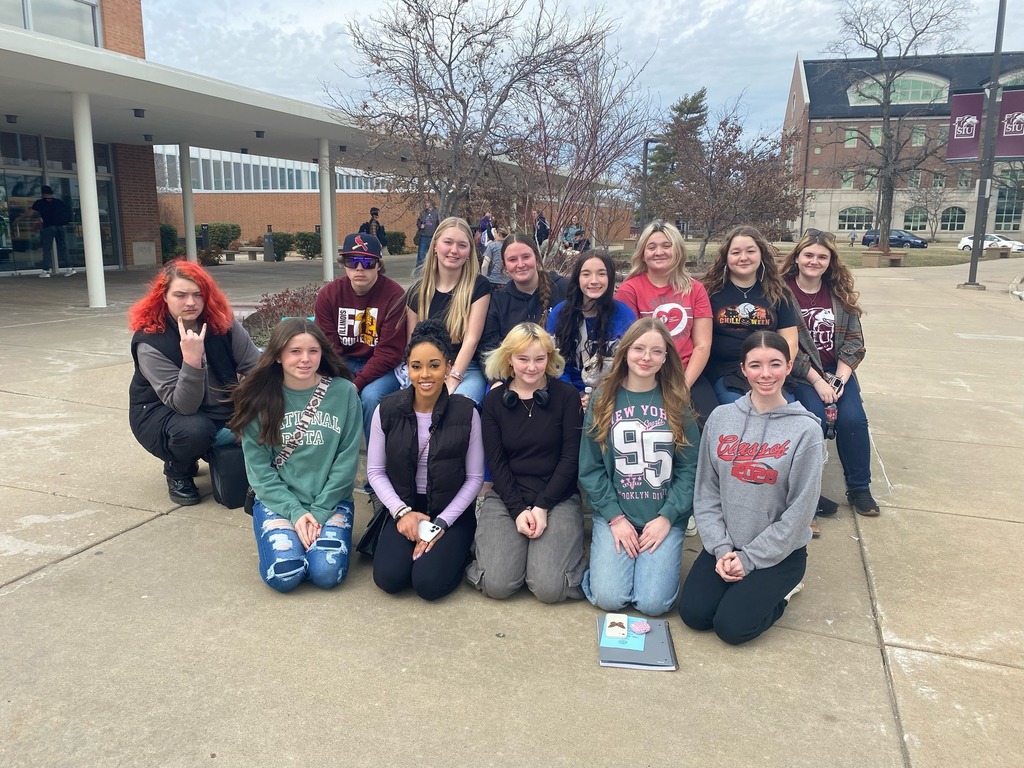 journalism yearbook students