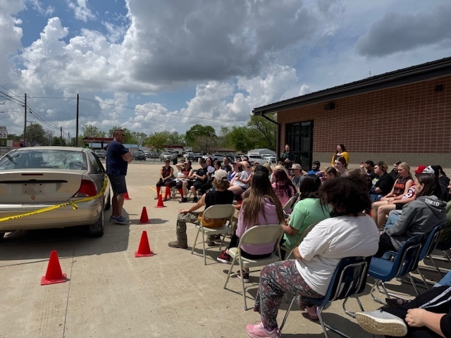 Mr. Yates presenting on the dangers of drinking and driving.