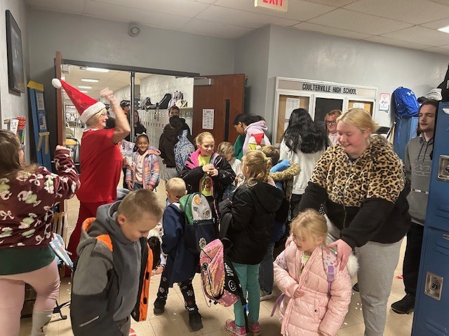 Elf snowball/marshmallow fight