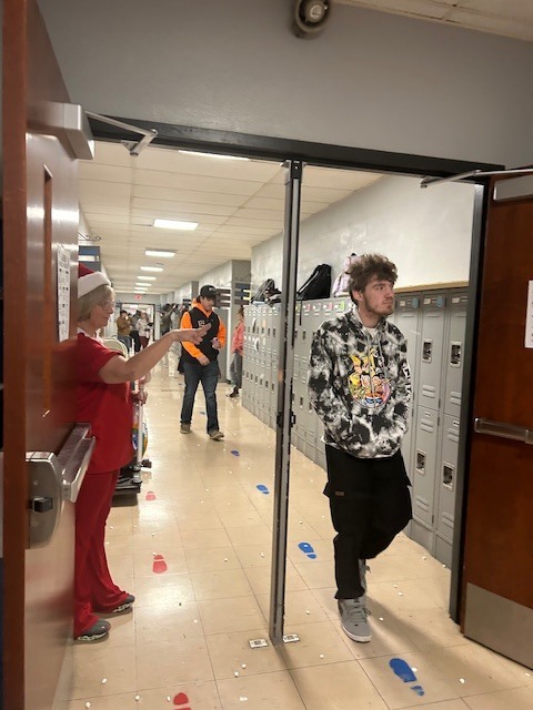 Elf snowball/marshmallow fight