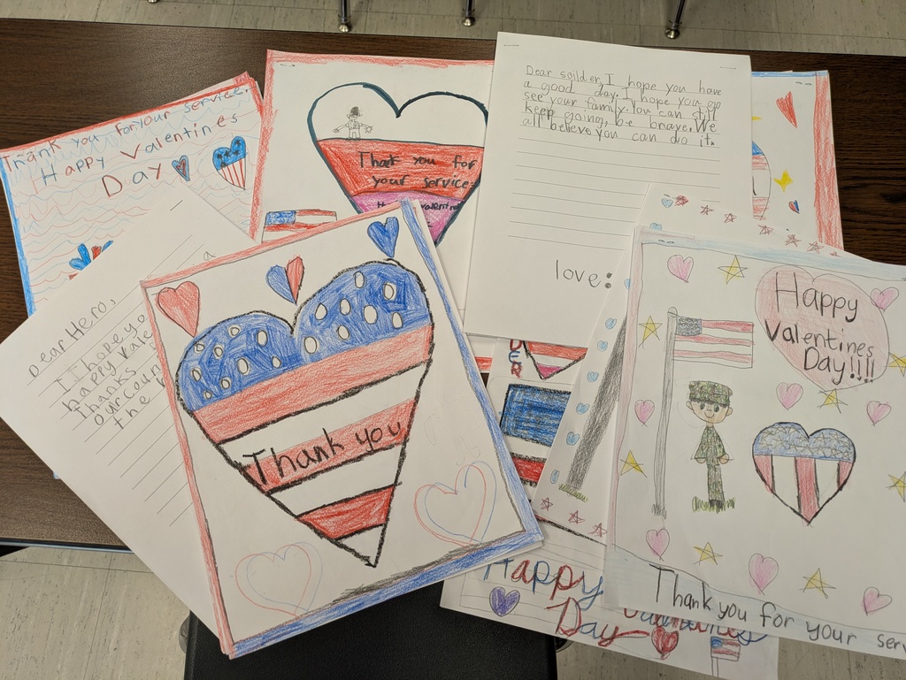 The 4th grade Art students participated in creating Valentine's art work and letters to our soldiers . The messages were sent through Hugs for Soldiers. The class did a great job.