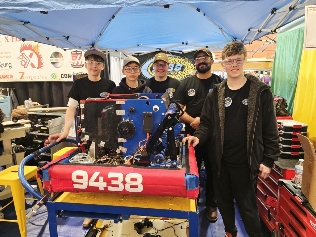 Leopard Tech with robot