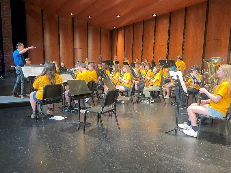 CNH/CHS Band