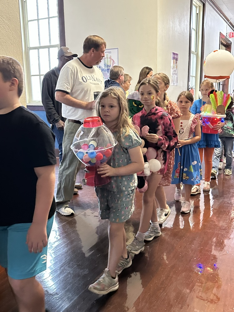 balloons over broadway